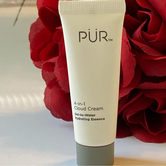 Deluxe Facial Moisturizer Set - Clinique, PÜR, Kiehl’s, KylieSkin & Pixi - Picture 8 of 8